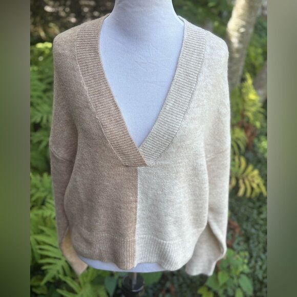 Na-Kd Cozy Beige V-Neck Sweater for Women - Picture 1 of 6